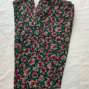 BNWT Tall & Curvy Lularoe Leggings